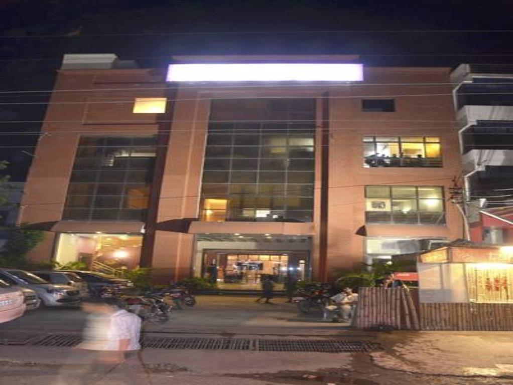Hotel Amber Rudrapur Extérieur photo
