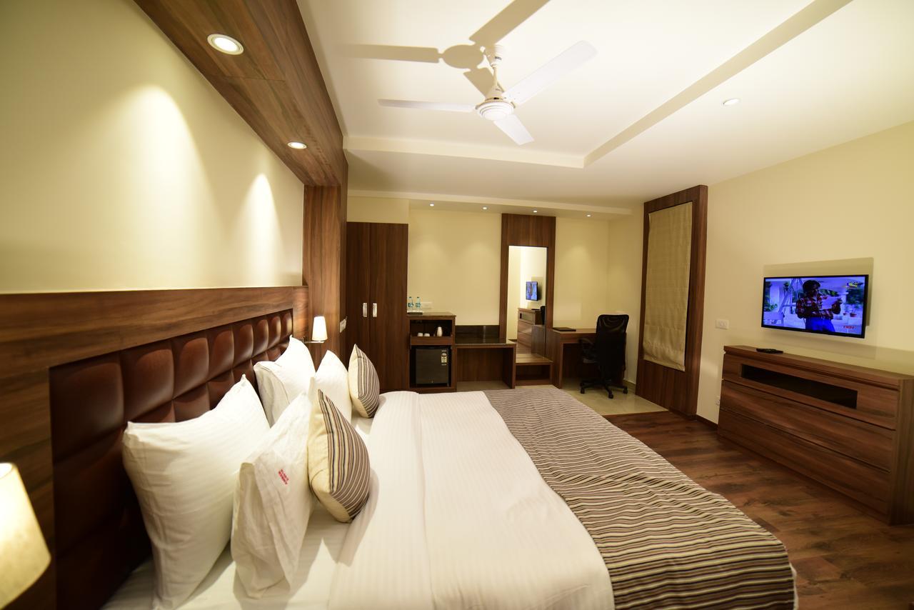 Hotel Amber Rudrapur Extérieur photo
