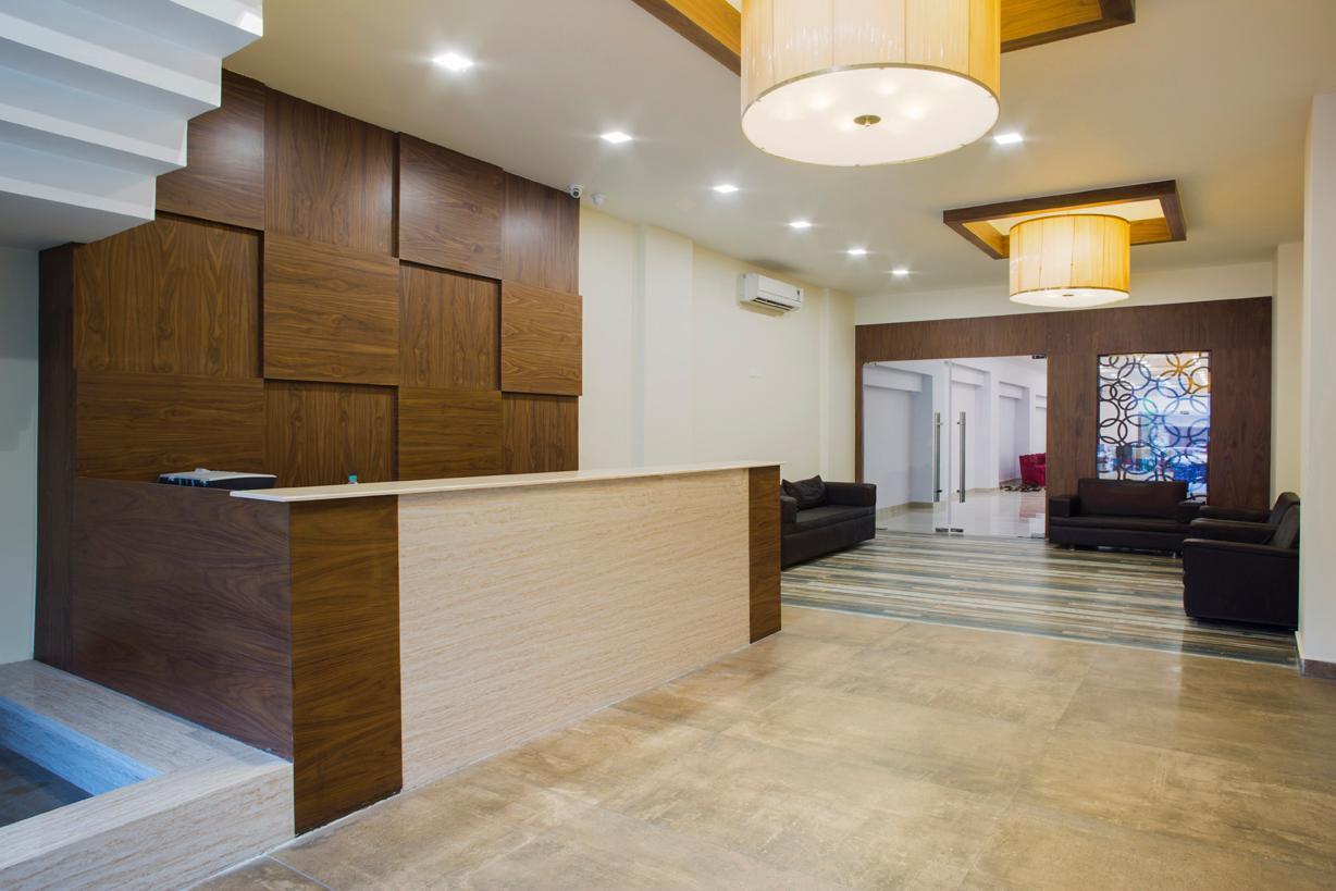 Hotel Amber Rudrapur Extérieur photo